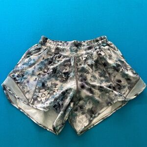 Lululemon women’s running shorts 4